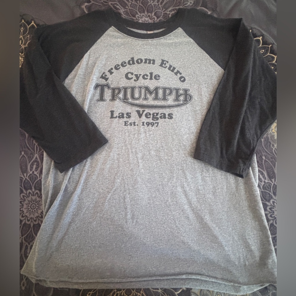 Super soft men’s Vintage Triumph shirt!
